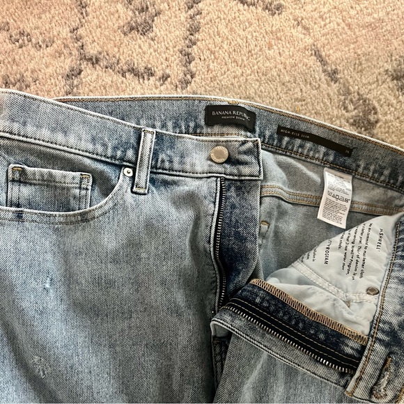 High Rise Jean - Picture 4 of 5